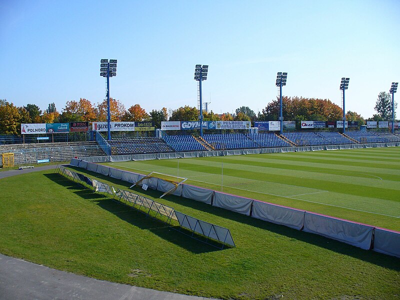 File:POL.Gdynia.StadionGOSiR-2.jpg