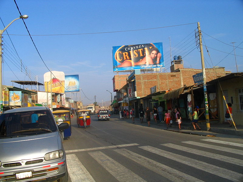 File:Pan-American Highway-Mancora, Peru.jpg