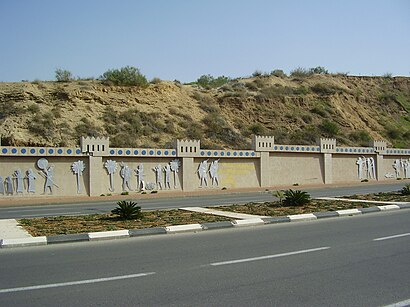 איך מגיעים באמצעות תחבורה ציבורית  להמצודה האשורית? - מידע על המקום