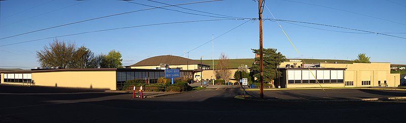 File:Pilot Rock High School - panoramio.jpg