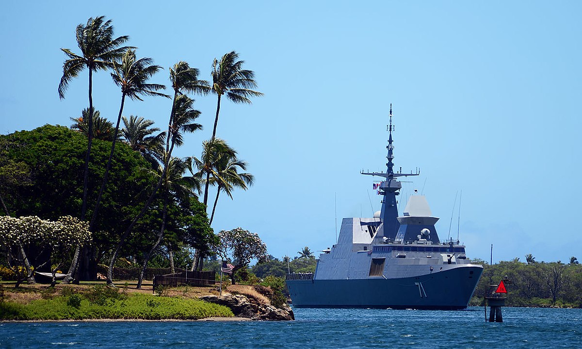 RSS Tenacious - Wikipedia