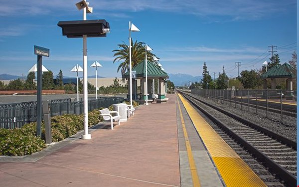 Rancho Cucamonga station platform