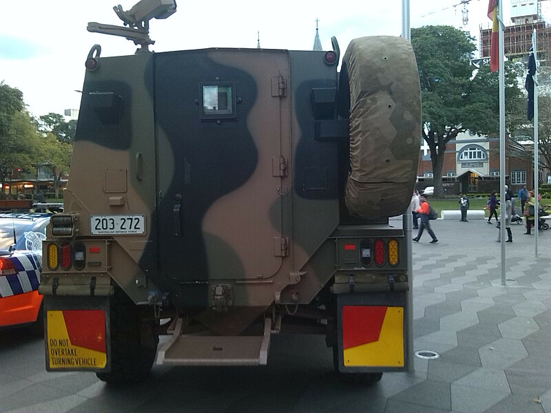 800px-Rear_view_of_Bushmaster_APC_outside_Parramatta_Town_Hall_Aug_2015.jpg