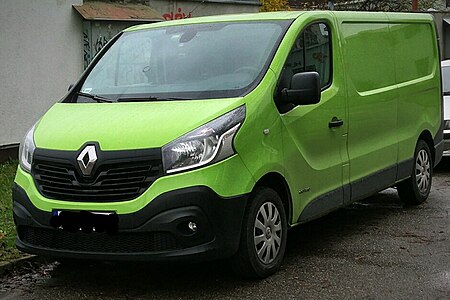 Рено трафик бензин. Renault Trafic III 2017. Renault Trafic II 2006. Renault Trafic II Рестайлинг. Renault Trafic 2008 Комби.