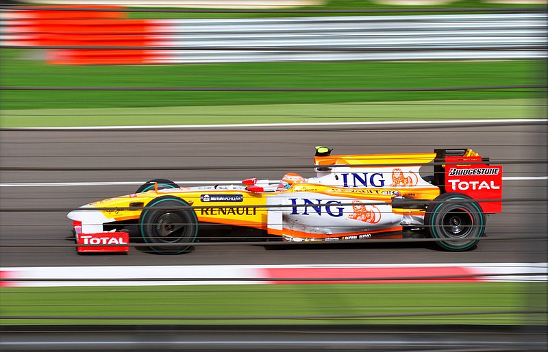 File:Renault bahrein 2009.jpg