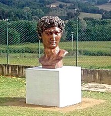 Replica of Michelangelo's David, Nadey Hakim - Monterchi, Italy (2016) Replica of Michelangelo's David, by Nadey Hakim - Monterchi, Italy 2016.jpg