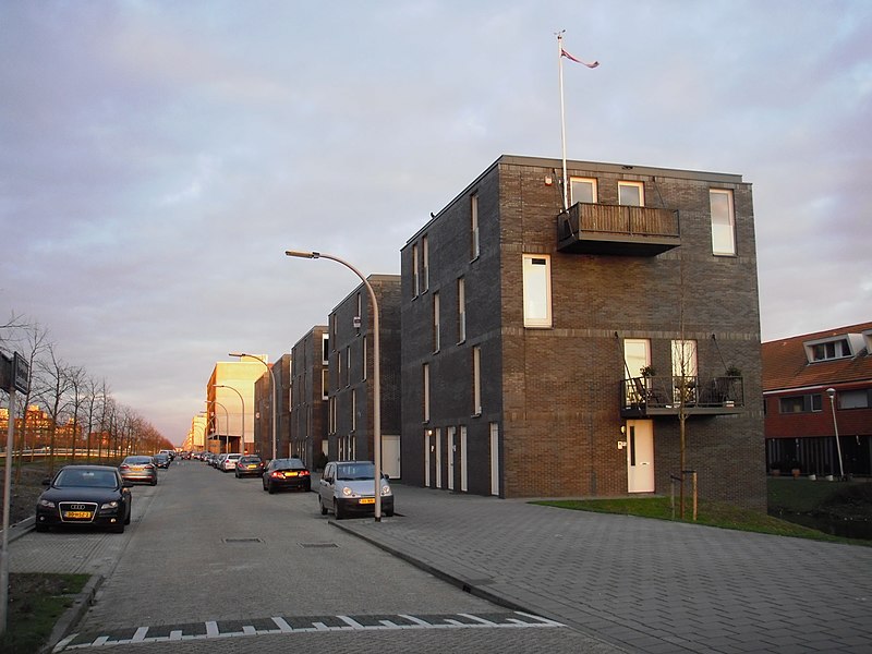 File:Rijswijkse Landingslaan - Ypenburg - Den Haag - 2009 - panoramio (1).jpg
