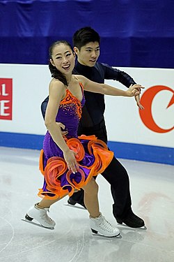 Rikako Fukase and Aru Tateno at the 2018 Four Continents Championships - SD.jpg