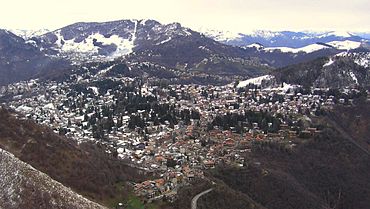 L'altopiano di Selvino visto dal monte Podona