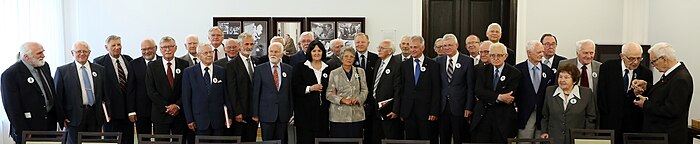Senatorowie I kadencji podczas spotkania w Senacie (2014)