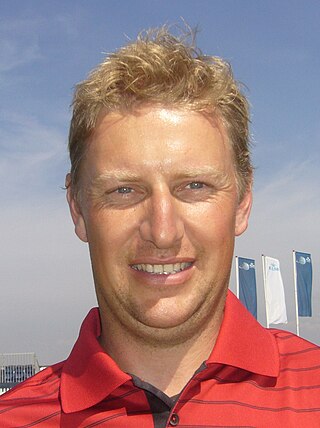 <span class="mw-page-title-main">Simon Wakefield</span> English professional golfer