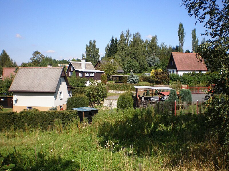 File:Skalka (Cheb) 2009-08-06.jpg