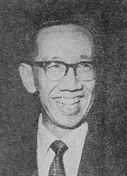 Official portrait of Sumitro Djojohadikusumo, c. 1970s, who initiated the Benteng program Soemitro Djojohadikusumo, Menneg Riset - Anggota Kabinet Pembangunan II.jpg