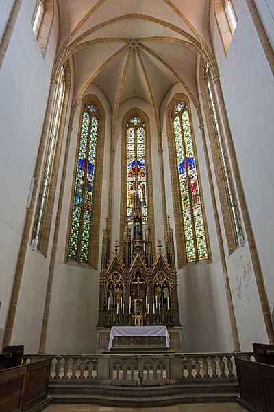 File:St. Blasius Regensburg Albertus-Magnus-Platz 1 D-3-62-000-24 32 Hauptchor mit Hochaltar.jpg