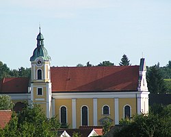St Nikolaus Siegenburg LkrKelheim Niederbayern.JPG