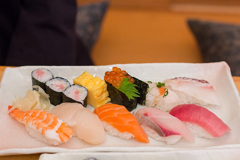 File:Sushi 001.jpg