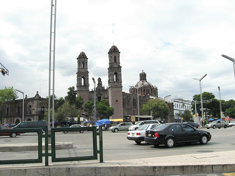 File:TemploSanHipoitoMexicoCity.JPG