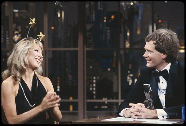 Letterman interviewing Teri Garr in 1982.