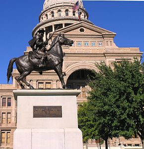 Texas Ranger monument in front of Texas State Capitol.JPG