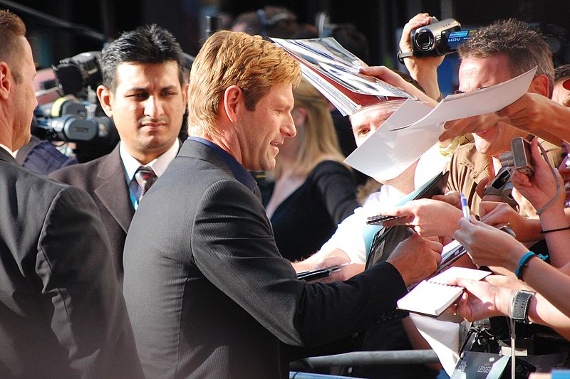 File:The Dark Knight European Premiere 2.jpg