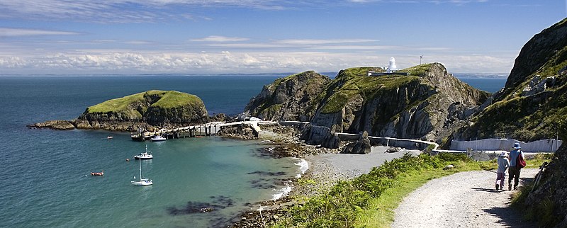 File:The Jetty, Lundy.jpg