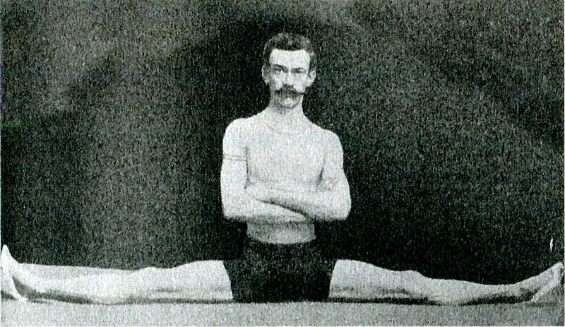 File:Thomas Dwight Contortionist Hanumanasana 1889.jpg