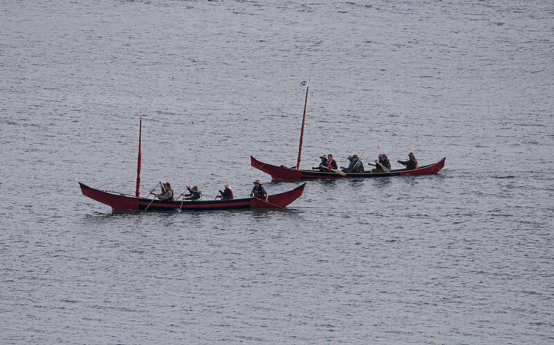 File:Tlingit Canoe 2902.jpg