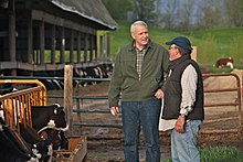 Barrett speaks with a Wisconsin dairy farmer Tom Barrett talks with local dairy farmer.jpg