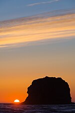Thumbnail for File:Twin Rocks, Rockaway Beach - DPLA - 2a2dde60dad3fb879a99b93a34f11996.jpg