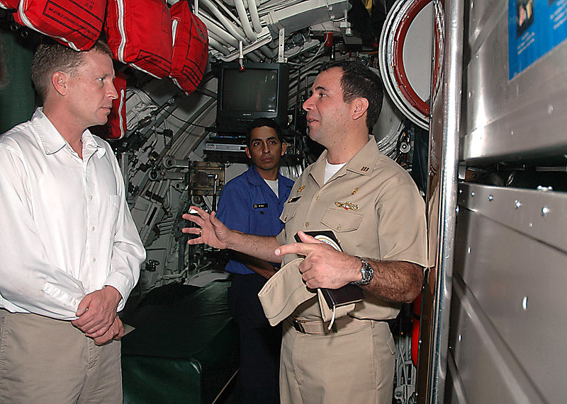 File:US Navy 070509-N-1522S-008 Commanding Officer of Peruvian navy submarine Chipana (SS-34), Cmdr. Alessandro Mogni, talks with Mayport Naval Station's Public Affairs Officer Bill Austin about the German-made diesel electric subma.jpg