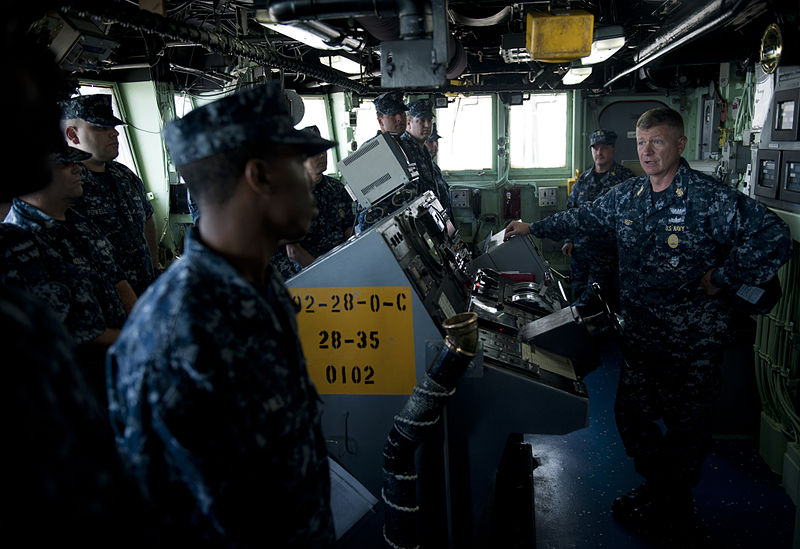 File:US Navy 110804-N-DR144-174 Master Chief Petty Officer of the Navy (MCPON) Rick D. West talks with Sailors aboard USS Chief (MCM 14).jpg