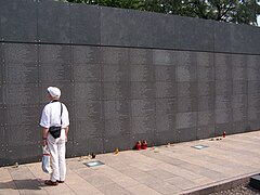 Muro memorial.