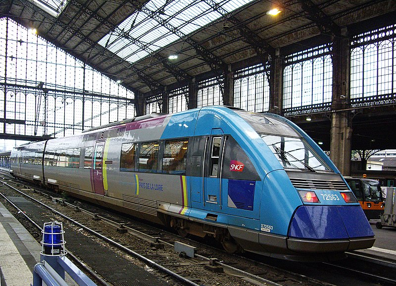 File:X 72563-paris-gare-d-austerlitz-9-10-2012-fws-02.jpg