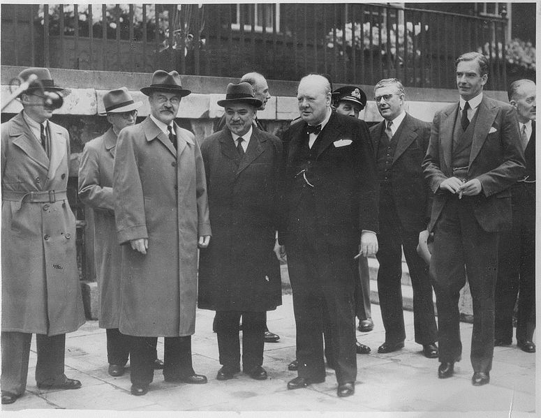 File:(26) 1942 HV Evatt, PM Churchill, M.Molotov - visit to Britain for signing of 20 Year Mutual Aid Pact.jpg