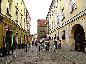 Widok w stronę Starego Rynku i ul. Wodnej (po prawej)