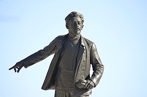 Памятник Якову Михайловичу Свердлову Екатеринбург площадь Парижской коммуны 1.jpg