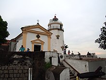 Guia Lighthouse at Guia Fortress landmark, 19th century Dong Wang Yang Deng Ta  - Guia Lighthouse - 2016.06 - panoramio.jpg