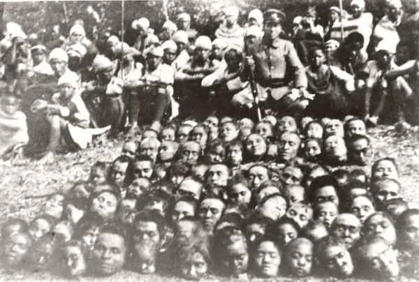 Seediq Aboriginal rebels beheaded by Japanese aboriginal allies, in 1931 during the Musha Incident