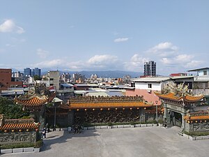 庙埕九龙壁