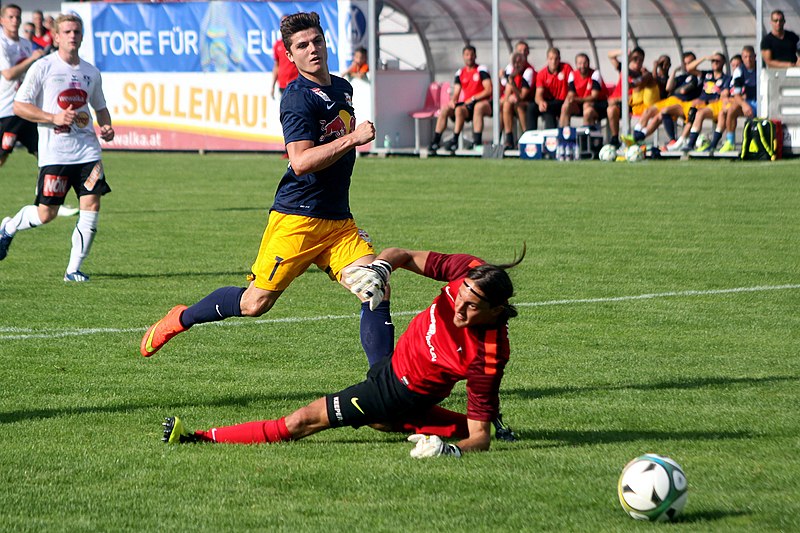 File:1. SC Sollenau vs. FC Red Bull Salzburg 2014-07-12 (158).jpg