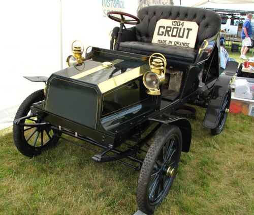 1904 Grout steam powered automobile 1904Grout 6.27.09.jpg