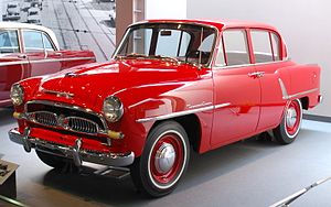 1957 Toyopet Crown 01.jpg