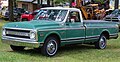 1970 Chevrolet C10 8' Fleetside, front left view