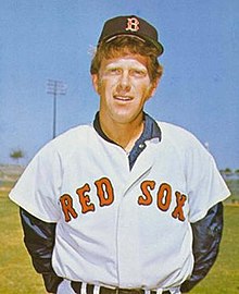 1973 yil Boston Red Sox rasm to'plami B Lew Krausse (qisqartirilgan) .jpg