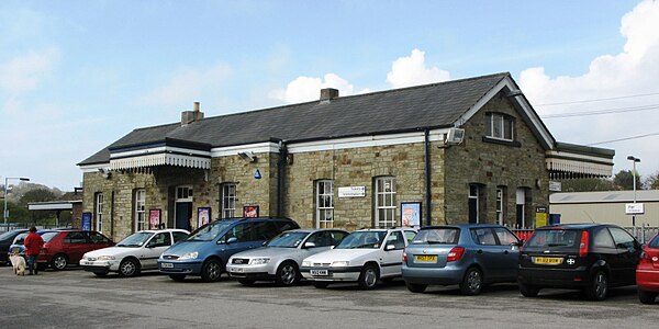 Par railway station