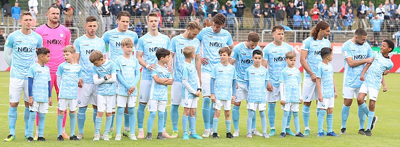 File:2022-05-21 VSG Altglienicke gegen FC Viktoria 1889 Berlin (Finale AOK-Landespokal Berlin 2021-22) by Sandro Halank–084.jpg