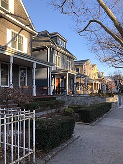 Jalan 80 Bay Ridge.jpg