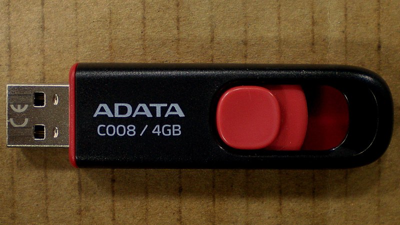 File:ADATA AC008-4G-RKD.jpg