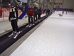 Lopende bandlift in Snow Dome Bispingen in het Nedersaksische Bispingen (Duitsland)