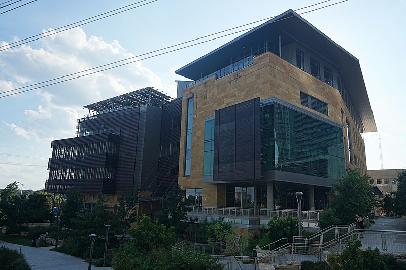 File:Austin Public Library August 2019 14.jpg